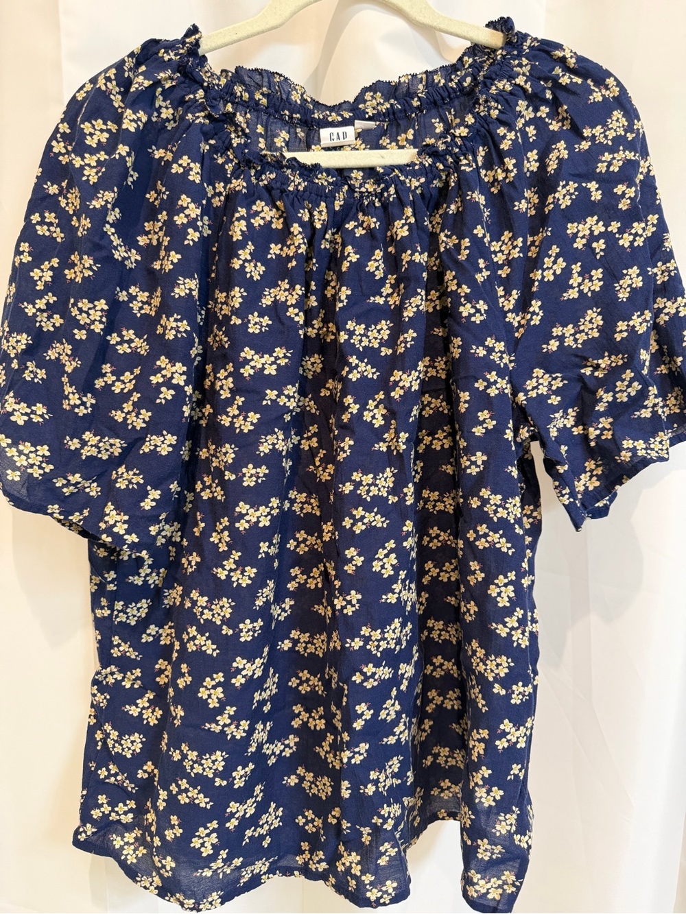 GAP Navy Floral Peasant Puff-Sleeve Blouse
